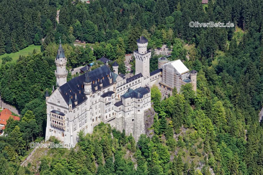 Neuschwanstein_1820.jpg